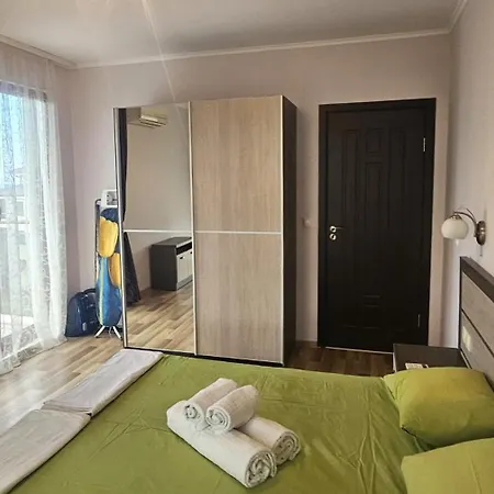Sun Sea App Apartament Școrpilovți