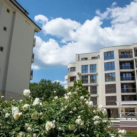 Apartament Sun Sea App Școrpilovți